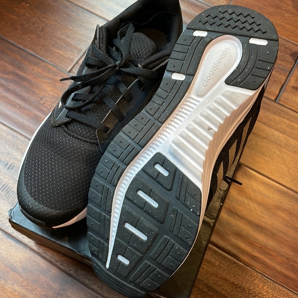 Black Adidas Galaxy 5 tennis shoes - Picture 2 of 3